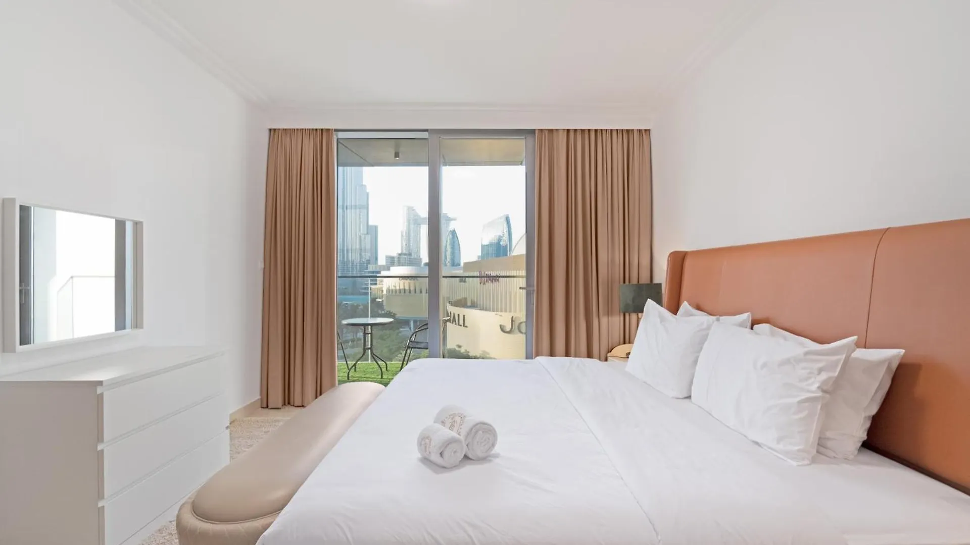 1Bed W Direct Dubaimall Access & Burj Khalifa View United Arab Emirates